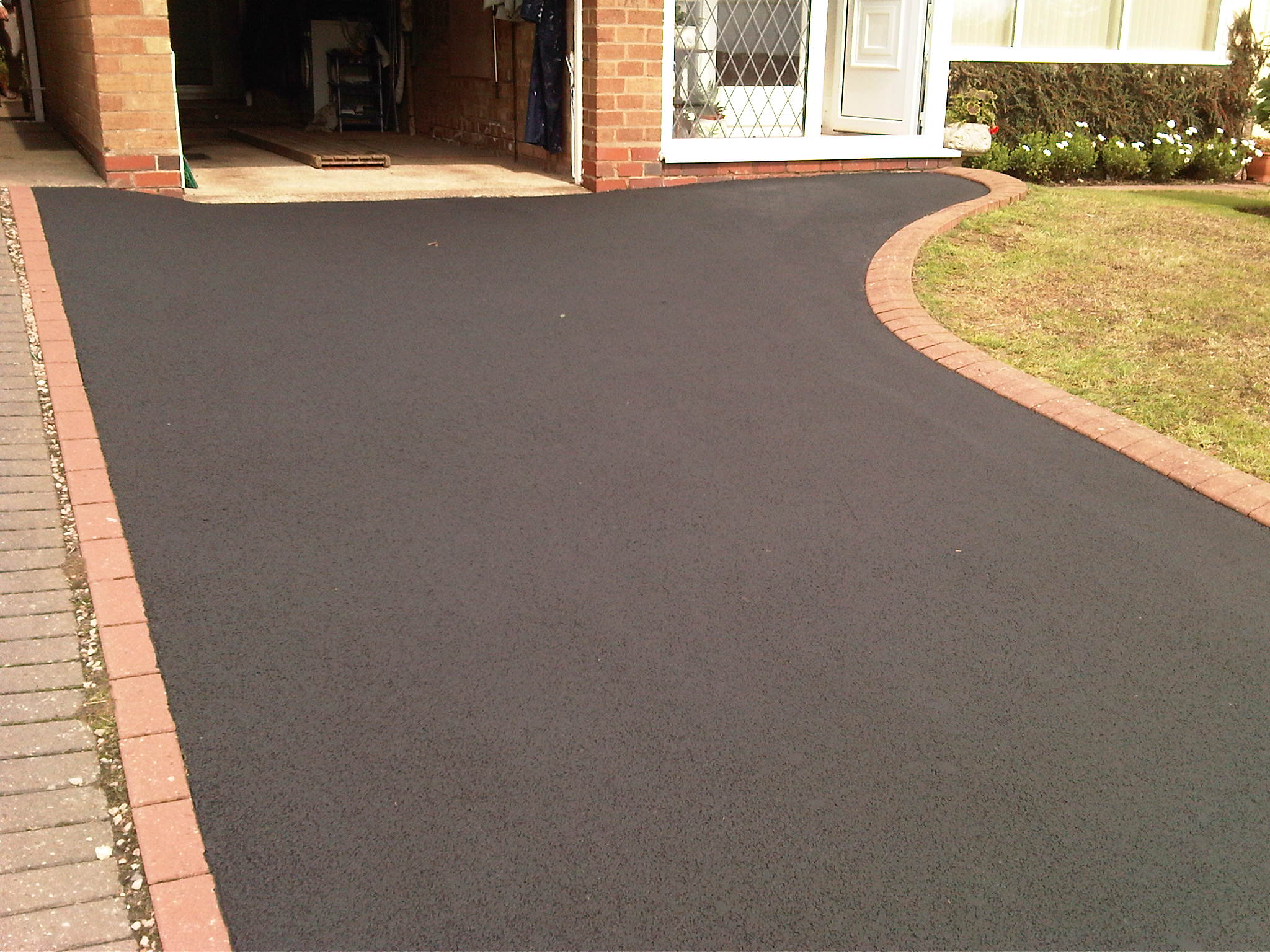 Driveway After Cleaning & Sealing Driveway After Cleaning & Sealing